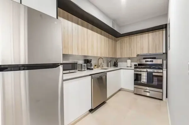 Kitchen — 3BR Penthouse with Massive Private Rooftop — The Sixty Two NYC, Lenox Hill, Upper East Side